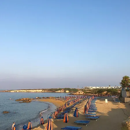 Villa T Gardens Seaview *